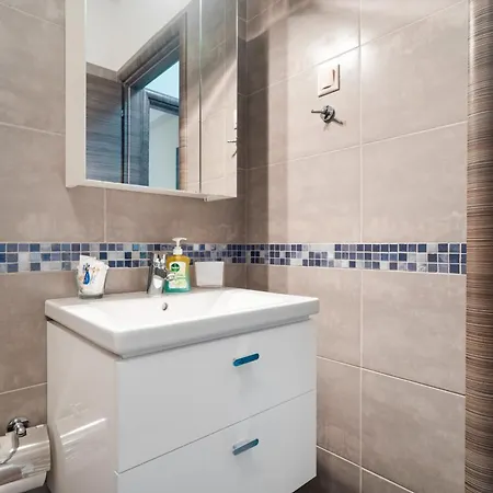 D' Angelo 1 Apartman Karavómilosz